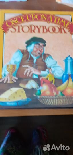 Красочная книга сказок для детей на англ.языке