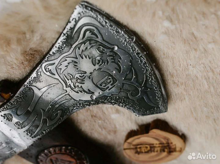 Топор двусторонний кованый