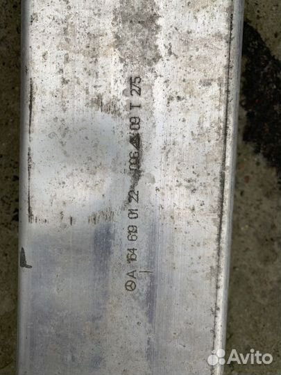 Mercedes W164 усилитель заднего бампера