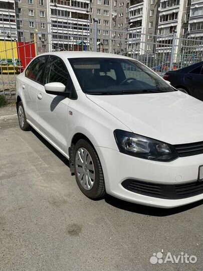 Volkswagen Polo 1.6 AT, 2012, 73 500 км