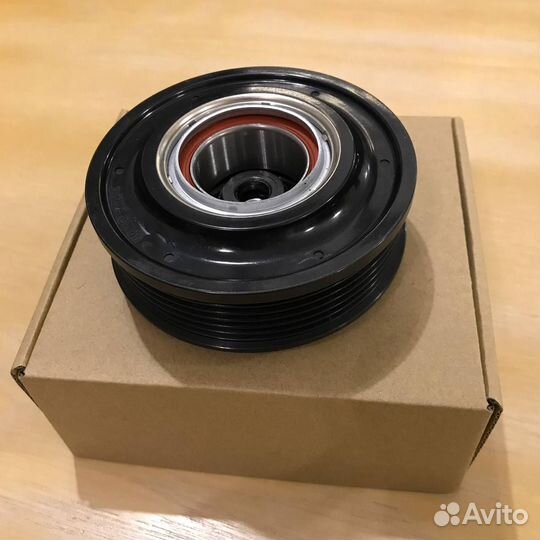 Шкив компрессора кондиционера Volkswagen T5
