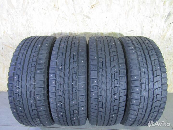 Dunlop SP Winter Ice 01 235/65 R17