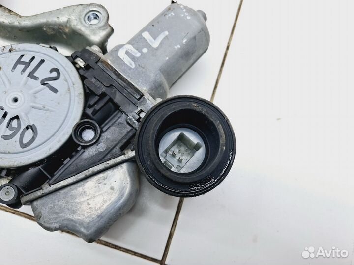 Стеклоподъемник электр. передний левый Toyota Hig