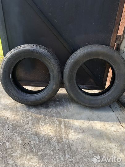 Bridgestone B-style RV 215/65 R16