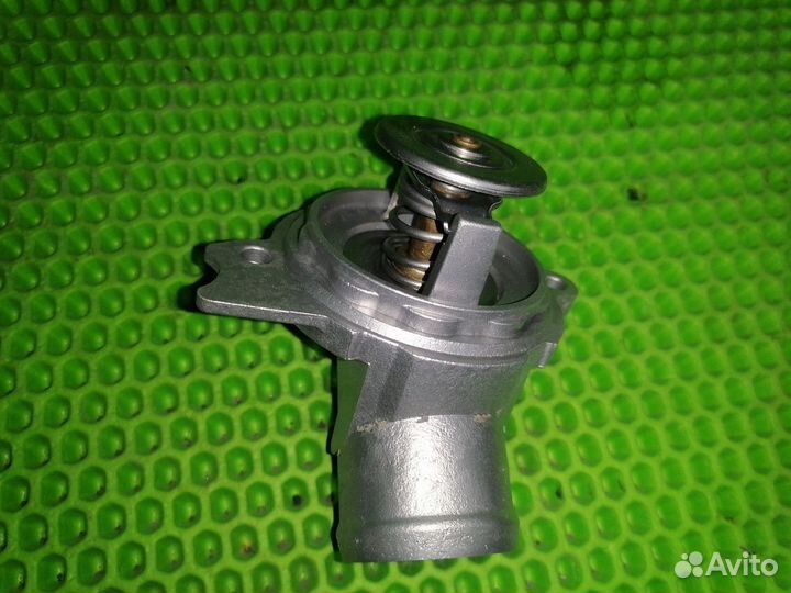 Корпус термостата Mercedes E W211 2002-2009