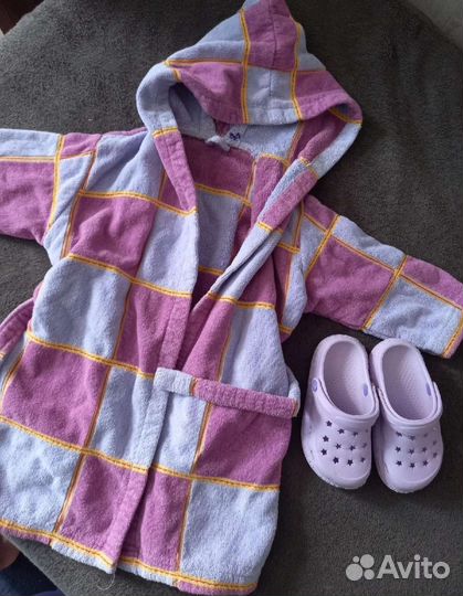 Халат 98 и сланцы 26р