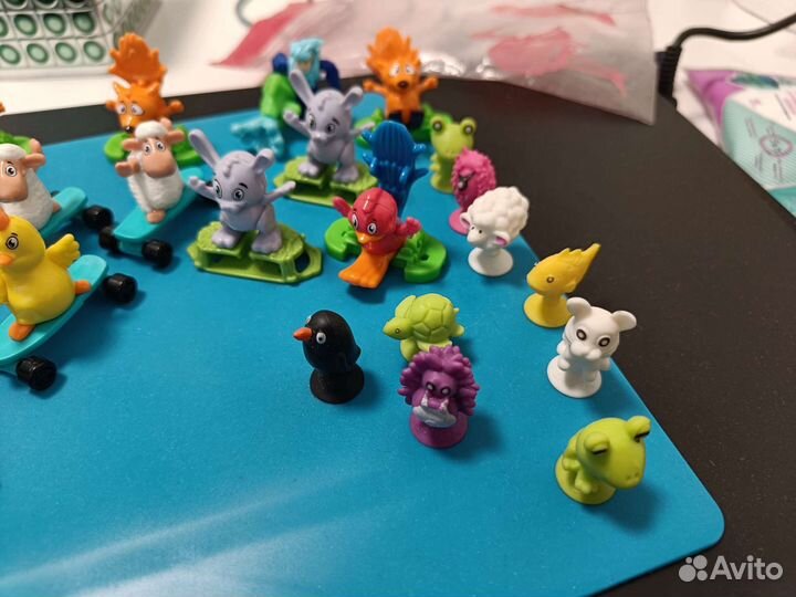 Игрушки kinder surprise