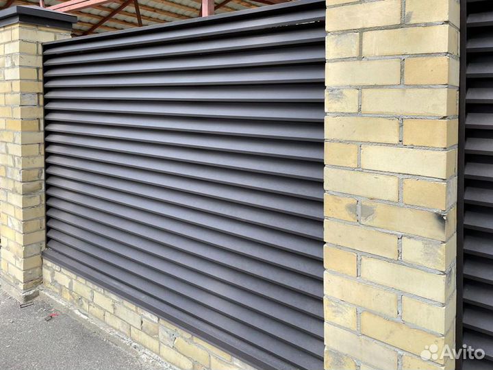 Забор-жалюзи из ламелей