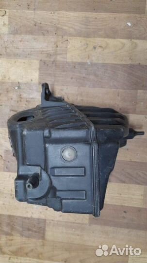 Корпус воздушного фильтра Renault Fluence седан