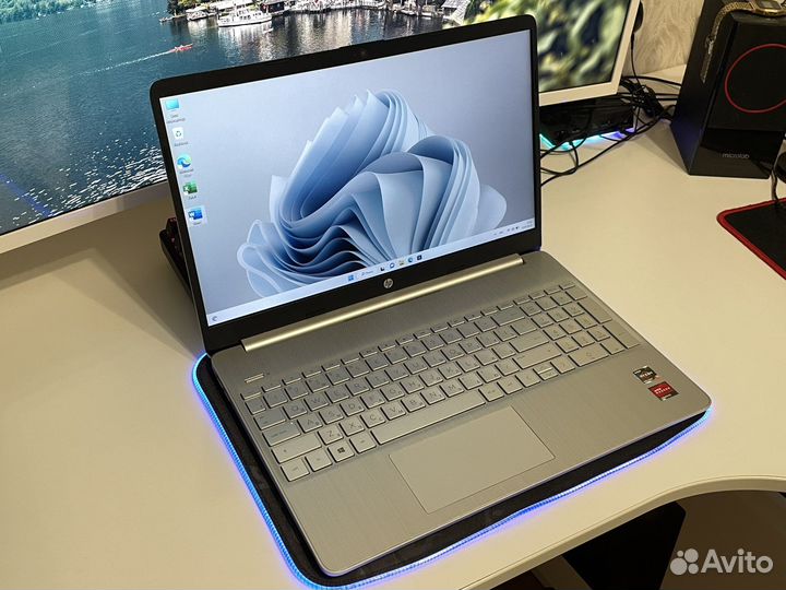 Мощный HP 15.6 FHD IPS Ryzen 8x3.8GHz/8GB/SSD512GB