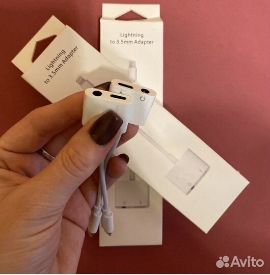 Переходник на iPhone Зарядка + наушники