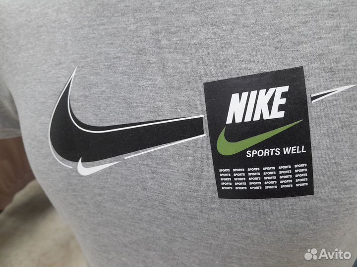 Футболка Nike