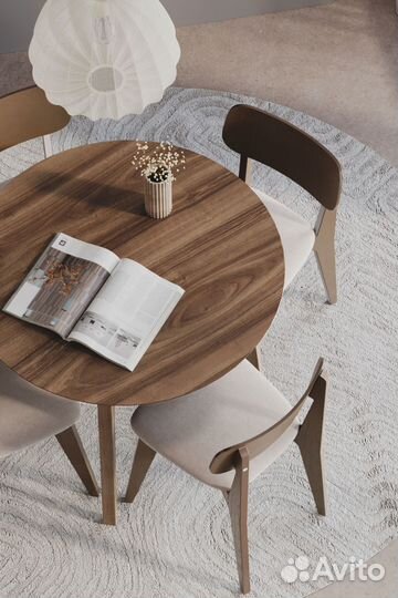 Обеденный круглый стол