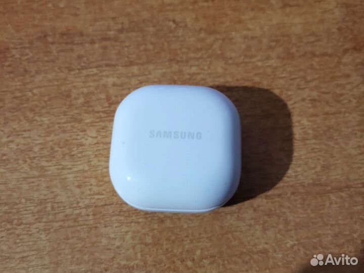 Samsung galaxy buds 2 кейс