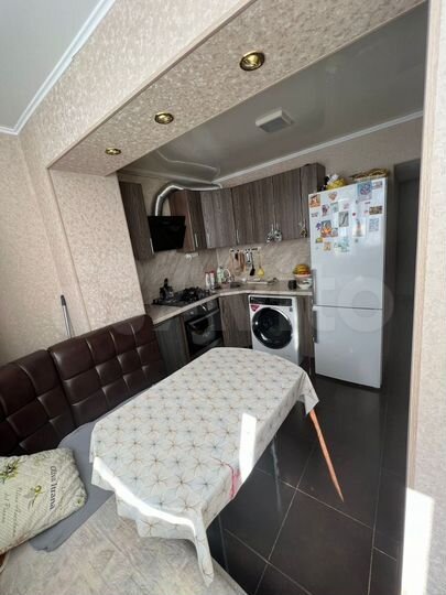 2-к. квартира, 56 м², 1/6 эт.