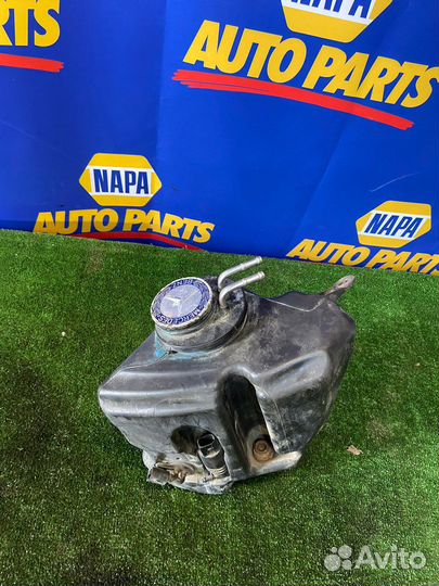 Бачек омывателя мерседес w221