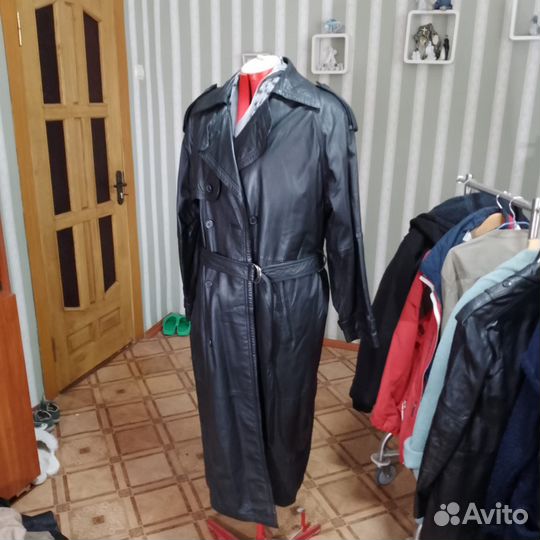 Кожаный плащ