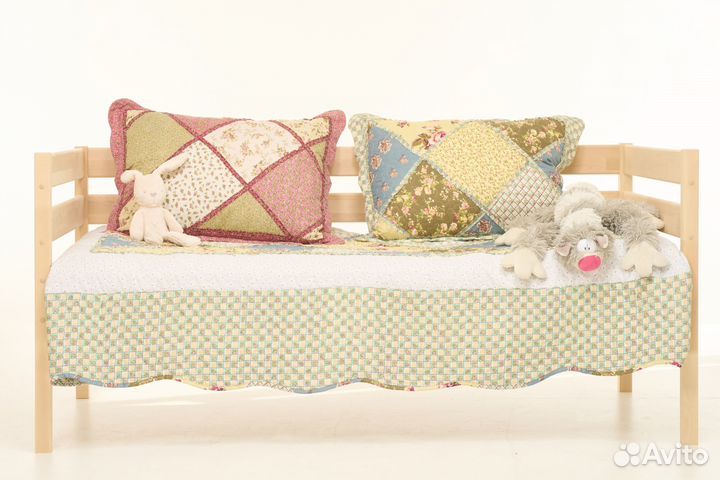 Кровать детская с бортиком