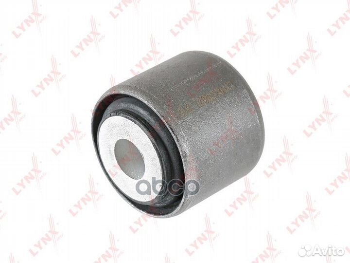 Сайлентблок рычага подвески зад прав/лев C9