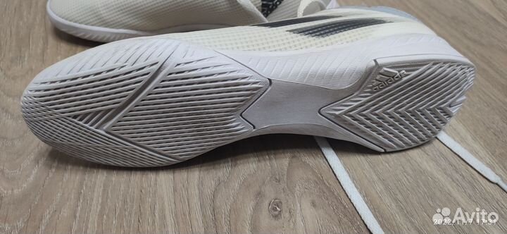 Бутсы adidas x