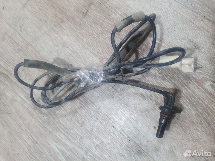Б/У Б/У Датчик ABS передний R G8 toyota Hilux G