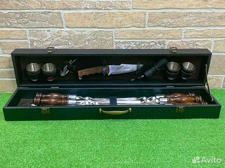 Подарочный шашлычный набор в кейсе