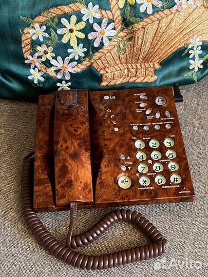 Домашний телефон LG GT-9760A