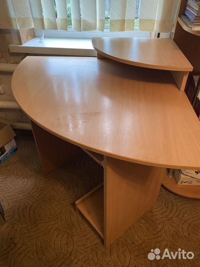 Компьютерный стол бу угловой