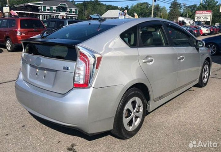 Стоп сигналы Prius 30 2009-2014 гг