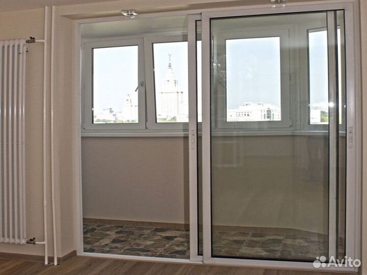 Балкон с раздвижными дверями