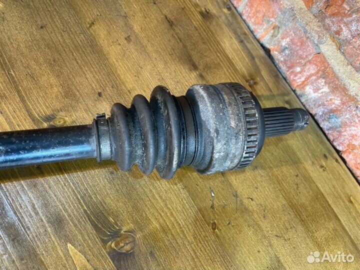 Привод задний полуось шруз задний правый Bmw 3 E90