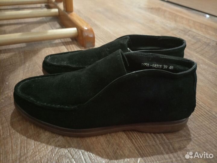 Лоферы женские