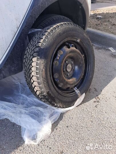 Колеса с зимней резиной 180/60R15 T88 Skoda Rapid