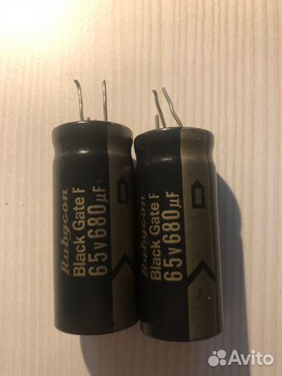 Конденсаторы Rubycon Black Gate 680 мкф 65 вольт