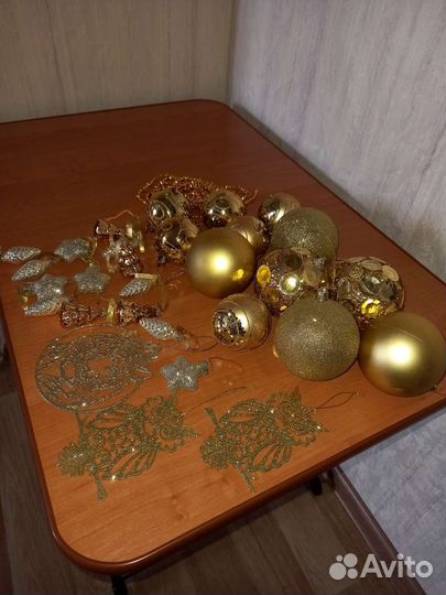 Новогодние игрушки