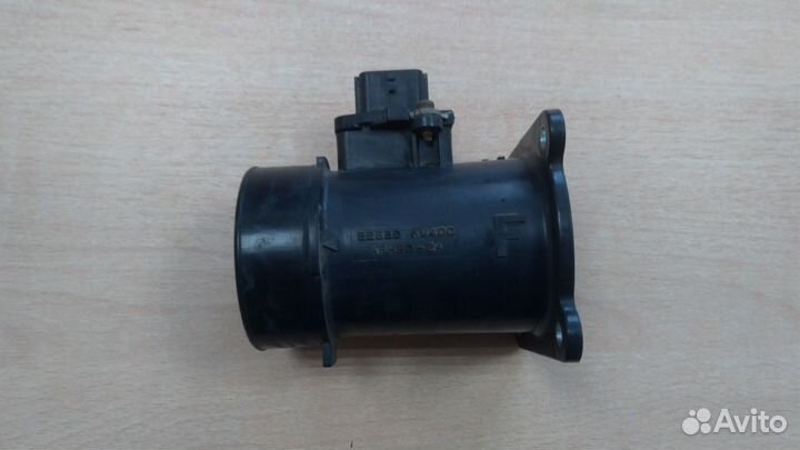 Расходомер воздуха Nissan Almera Classic B10 2011