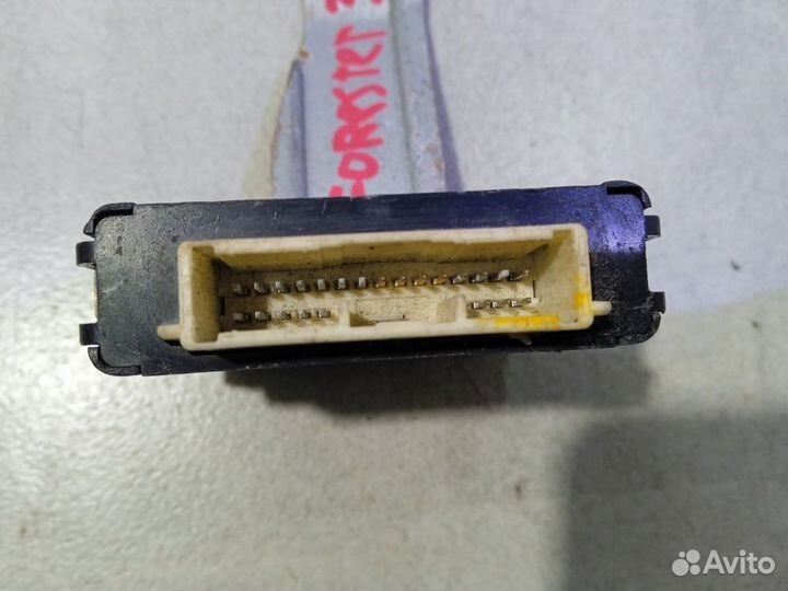 Блок управления светом 84051SC000