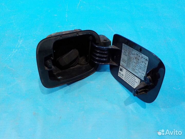 Лючок бензобака skoda Octavia A5 (1Z) 2004-2013