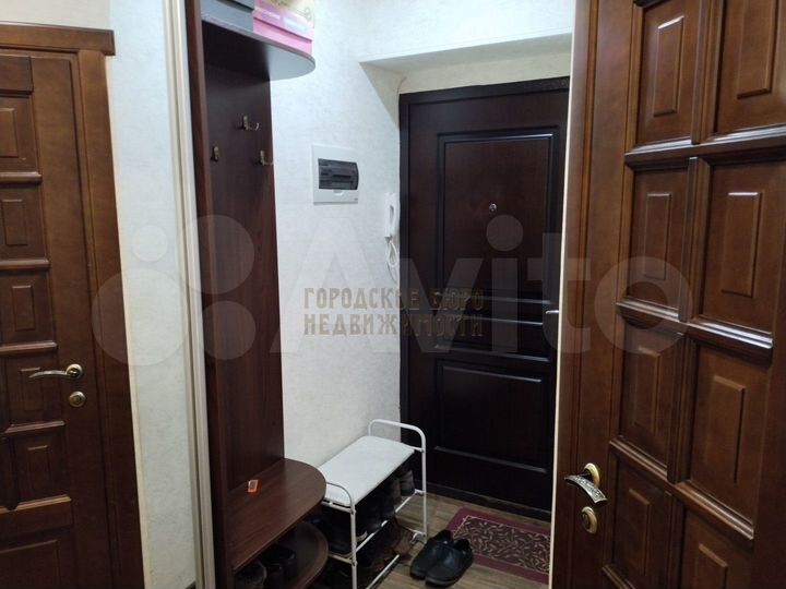 3-к. квартира, 61 м², 1/3 эт.