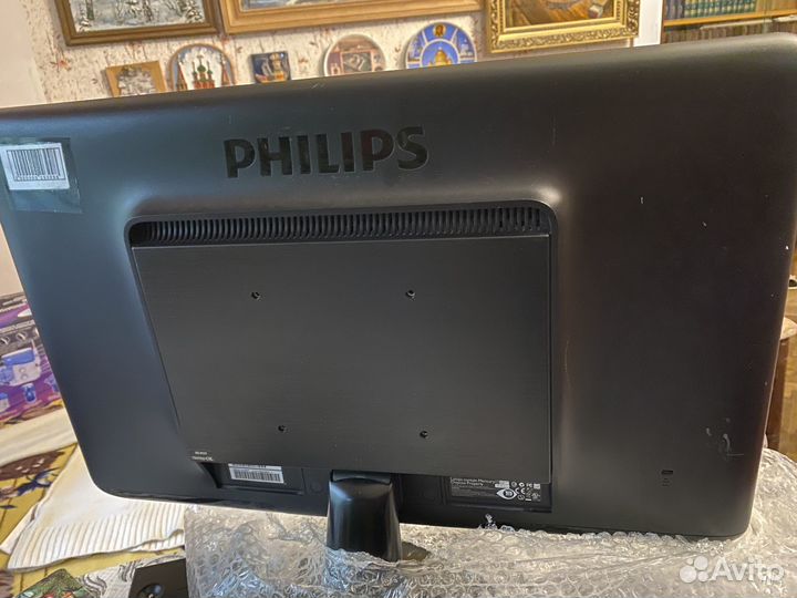 Монитор Philips 222E