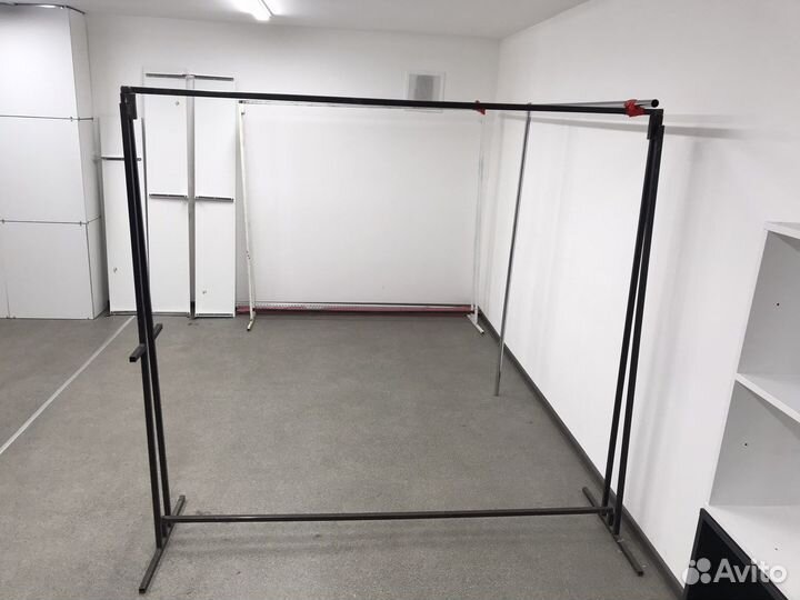 Продам ярморочная стоика 4 штуки