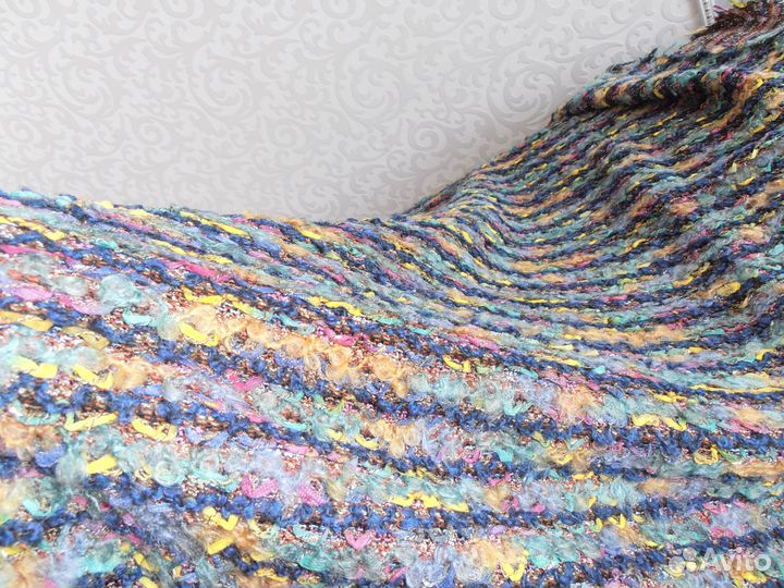 Отрез трикотажа букле. Италия. 1,70*1,44 метра