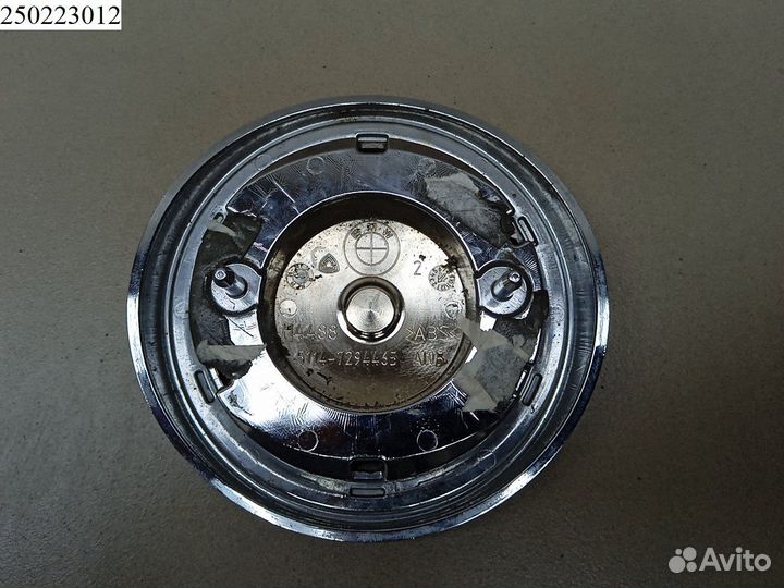 Эмблема на дверь багажника BMW X5 X6