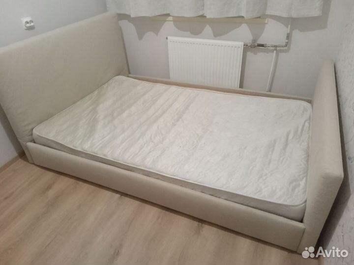 Кровать Икеа с орт.осн, ящиком, матрасом