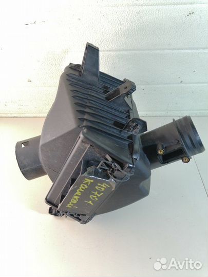 Корпус воздушного фильтра Nissan Dualis J10 MR20DE