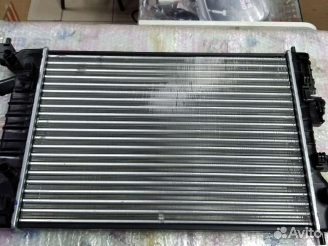 Радиатор охлаждения Шевроле Кобальт Авео 1,5 мт