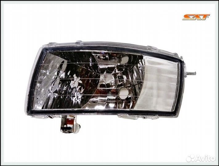 Фара противотуманная toyota corolla 02-06 wish 05
