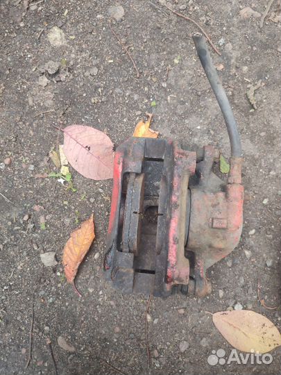 Суппорта передние комплект Mercedes w124