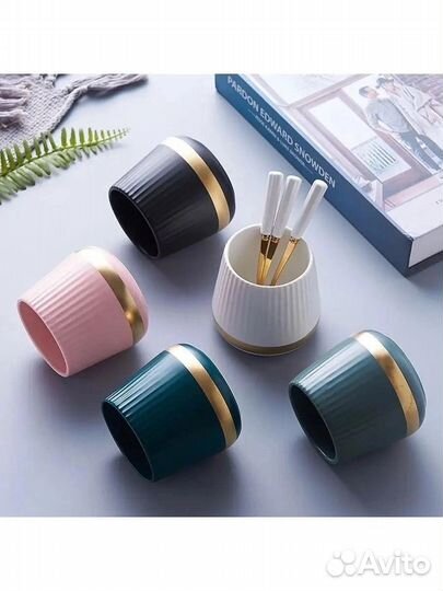 Набор десертных столовых приборов