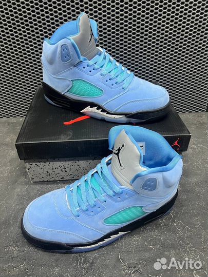 Кроссовки Nike Air Jordan 5 Blue Retro UNC